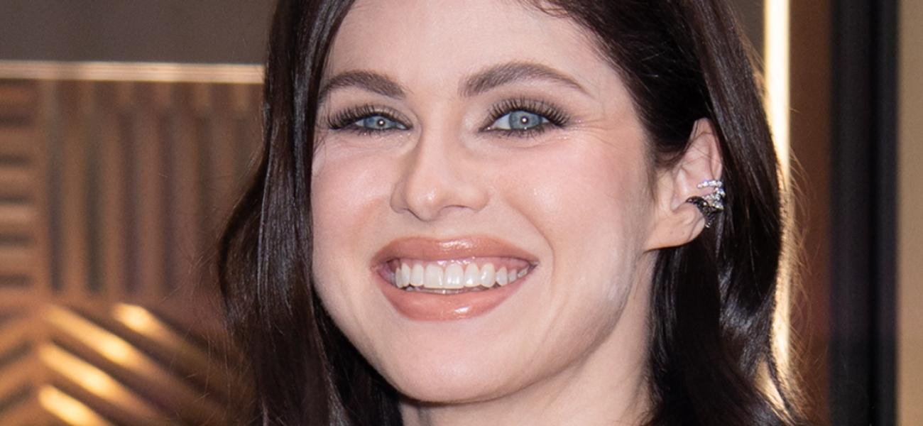 Alexandra Daddario's Stunning Plunging Swimsuit
