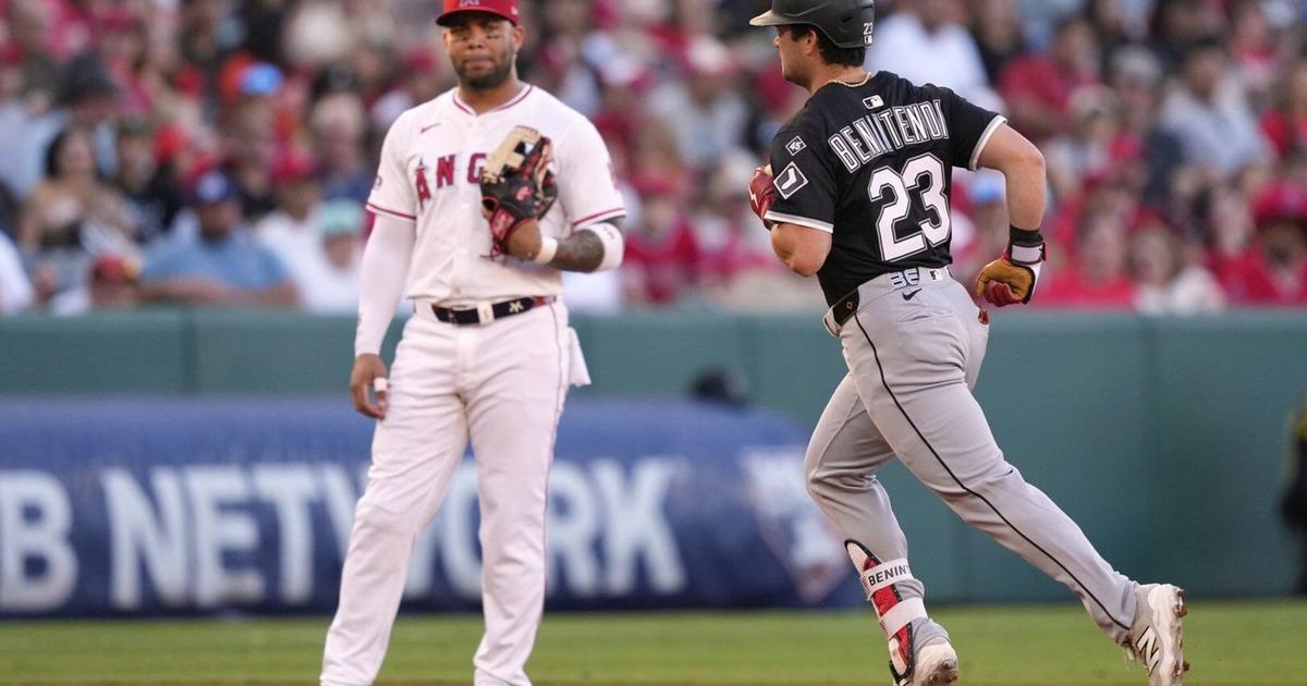 Benintendi, Sosa Power Sox Past Angels