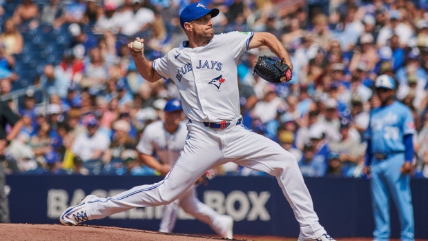 Blue Jays Edge Royals: Scherzer, Schneider's Hit Shine