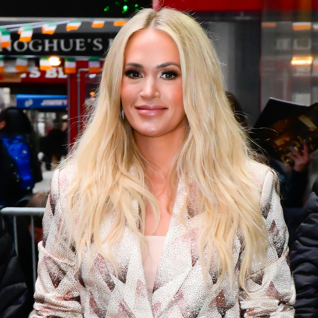 Carrie Underwood's Natural Hair: A 30-Year Transformation