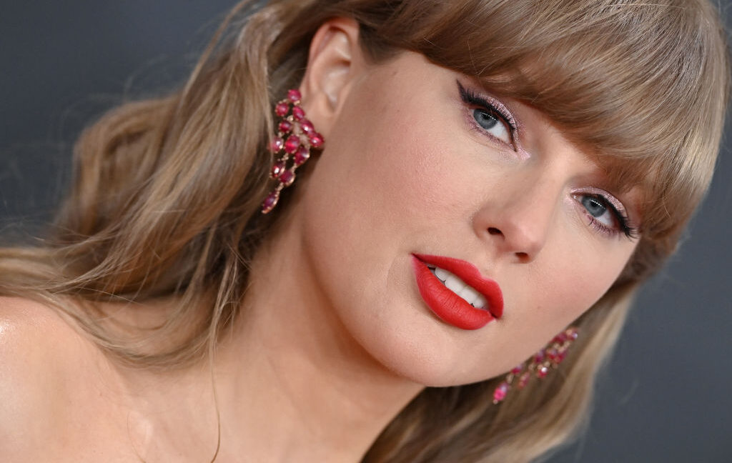 Grok's AI Generates Fake Taylor Swift Nudes