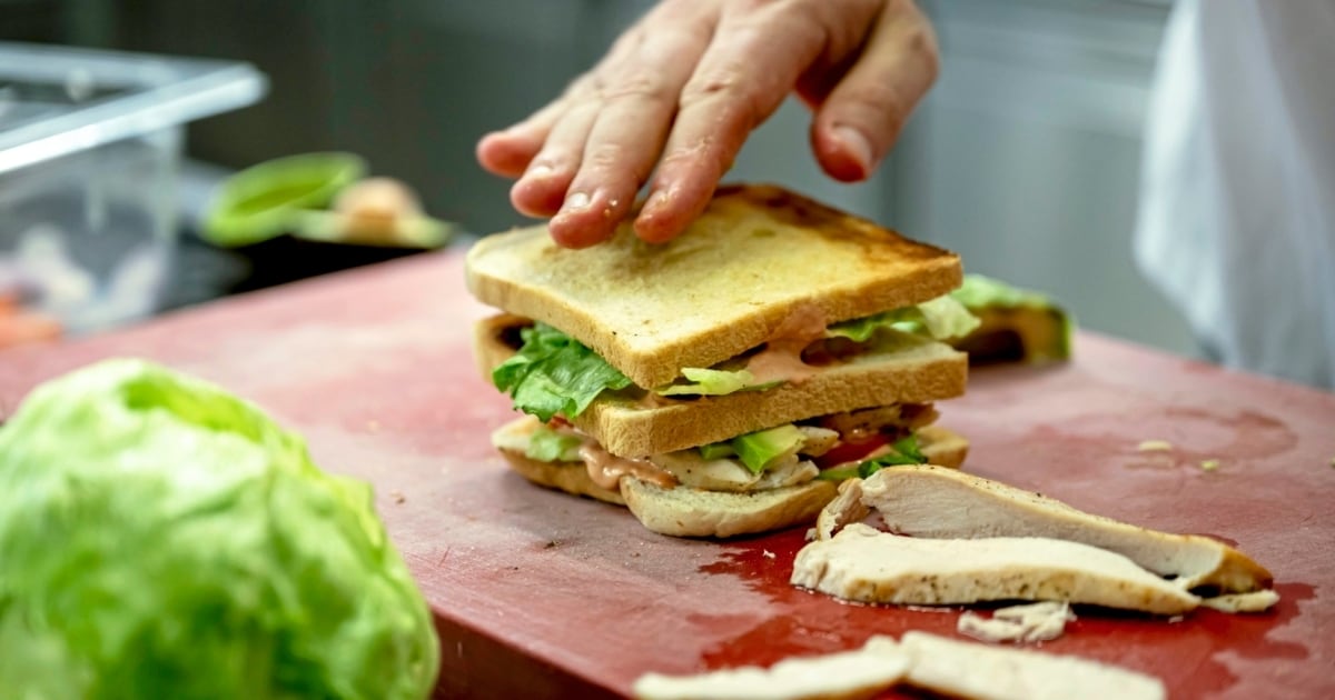 Italian Man Dies From Botulism Sandwich