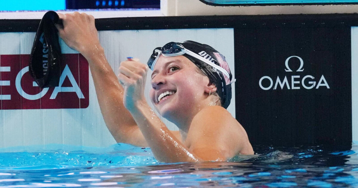 Kate Douglass: World Record Swim In Singapore