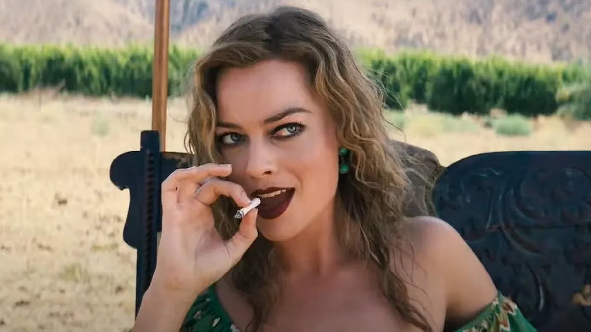 Margot Robbie In Tim Burton's Sci-Fi Remake?