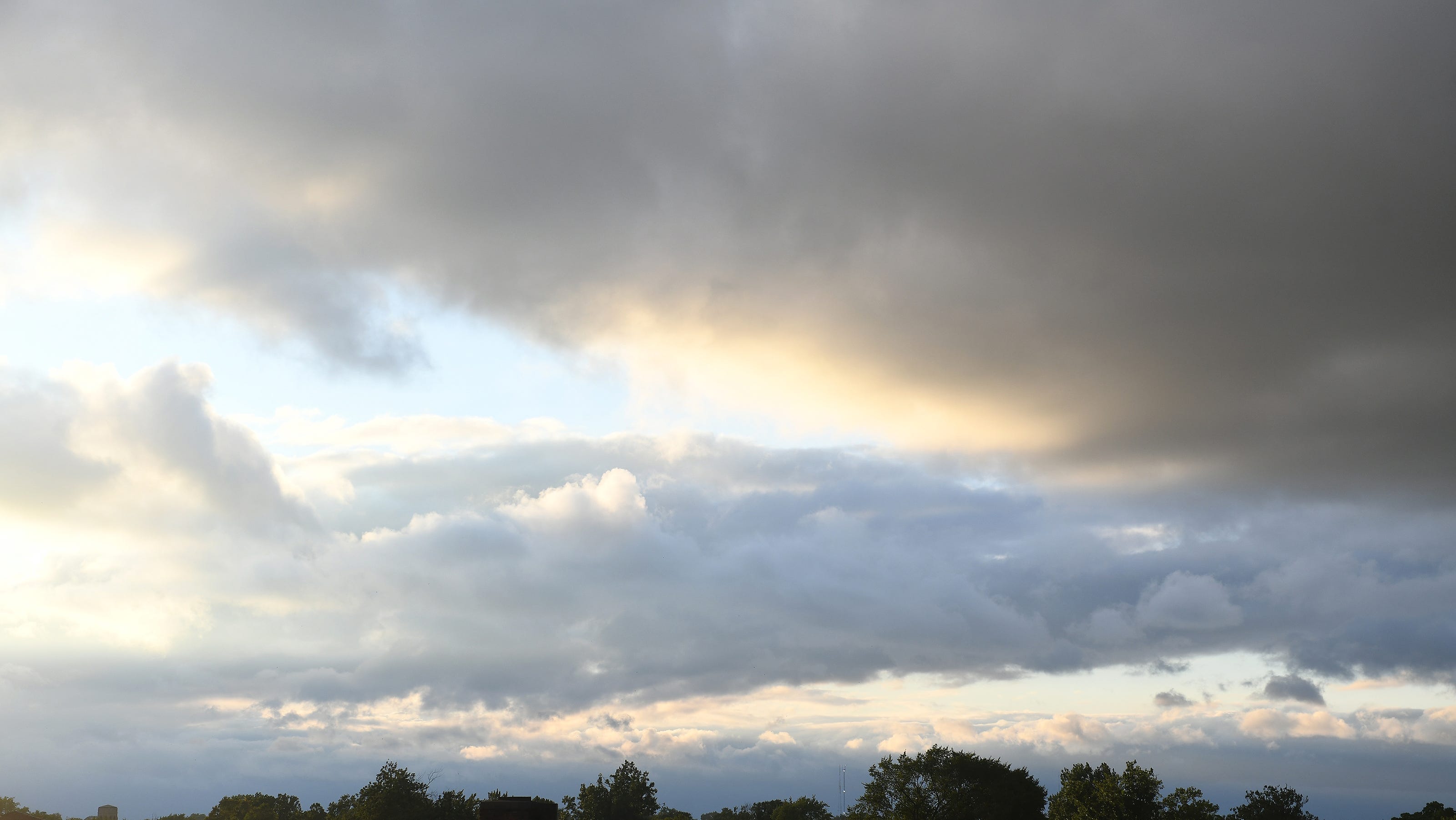Metro Detroit Severe Thunderstorm Warning: Stay Safe