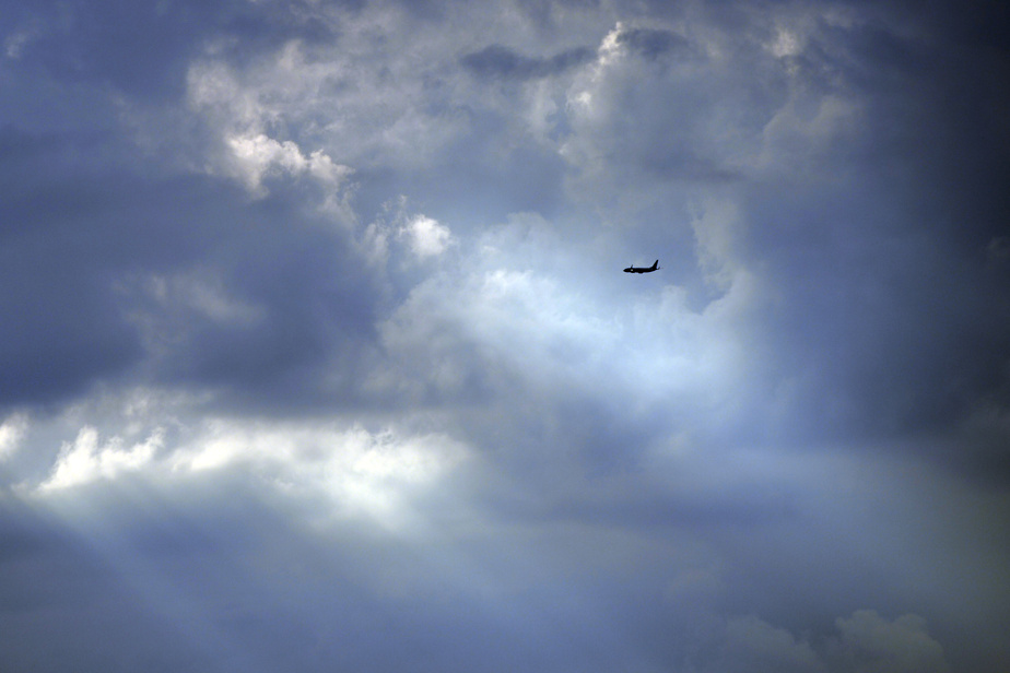 ## Southern Quebec Brace For Violent Storm