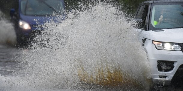 Unwetter-Alarm: Starkregenwarnung – 100 Liter Pro Stunde