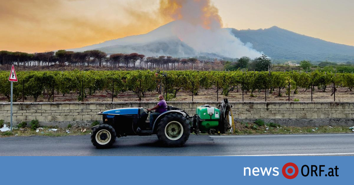 Vesuvius Erupts: National Park Closed Due To Wildfires