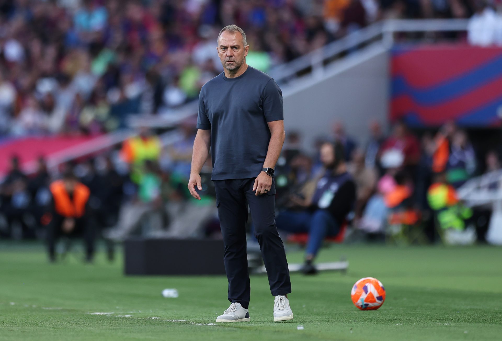 Why Is A 4-2-3-1 Formation Chosen? The 4-2-3-1 Offers A Good Balance Between Attack And Defense, And Is Well-suited To The Strengths Of Barcelona's Players.
